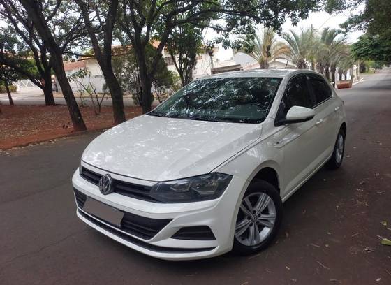VOLKSWAGEN POLO 1.6 MSI TOTAL FLEX AUTOMÁTICO VOLKSWAGEN POLO 1.6 MSI TOTAL FLEX AUTOMÁTICO